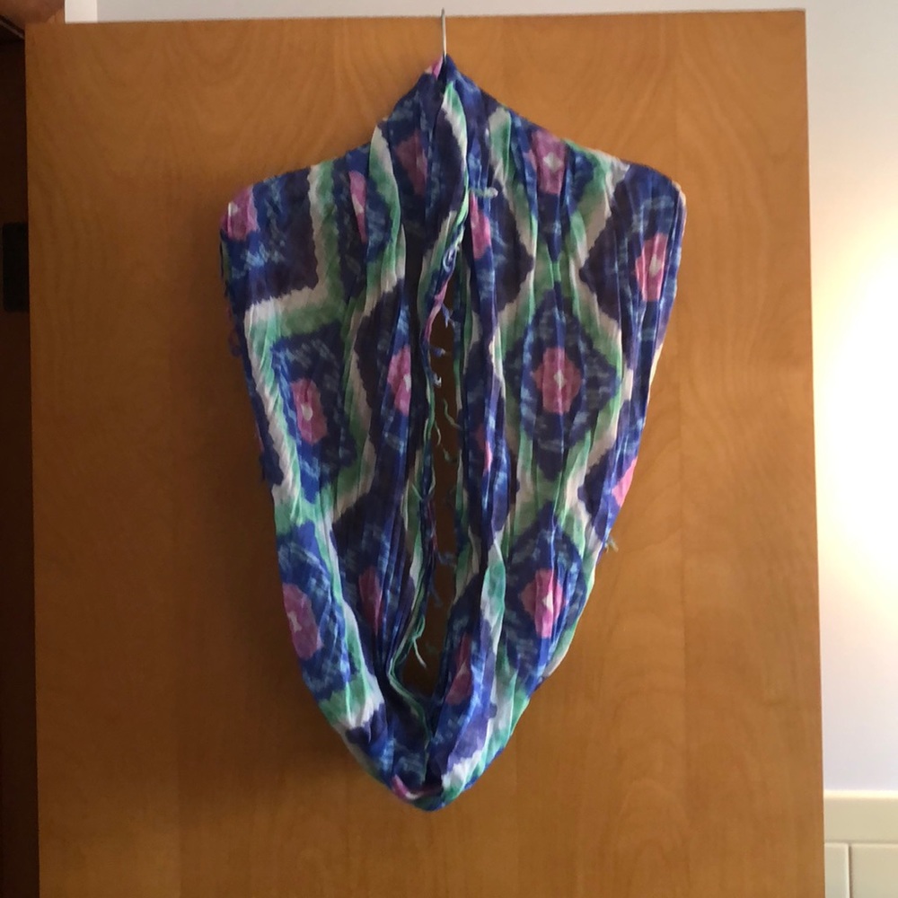 American Eagle Infinity Scarf
